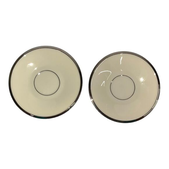 Set of Two Lenox Solitaire Teacup and Saucer in Ivory with Platinum Silver Rim - Picture 10 of 11